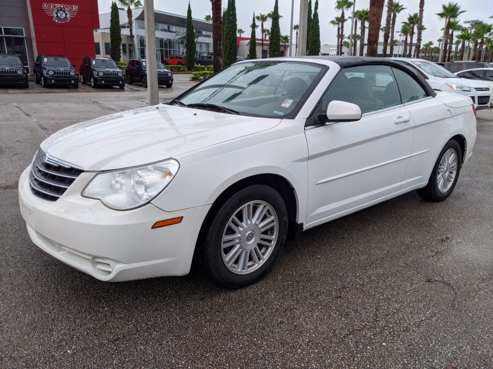 Pre-Owned 2008 Chrysler Sebring Touring